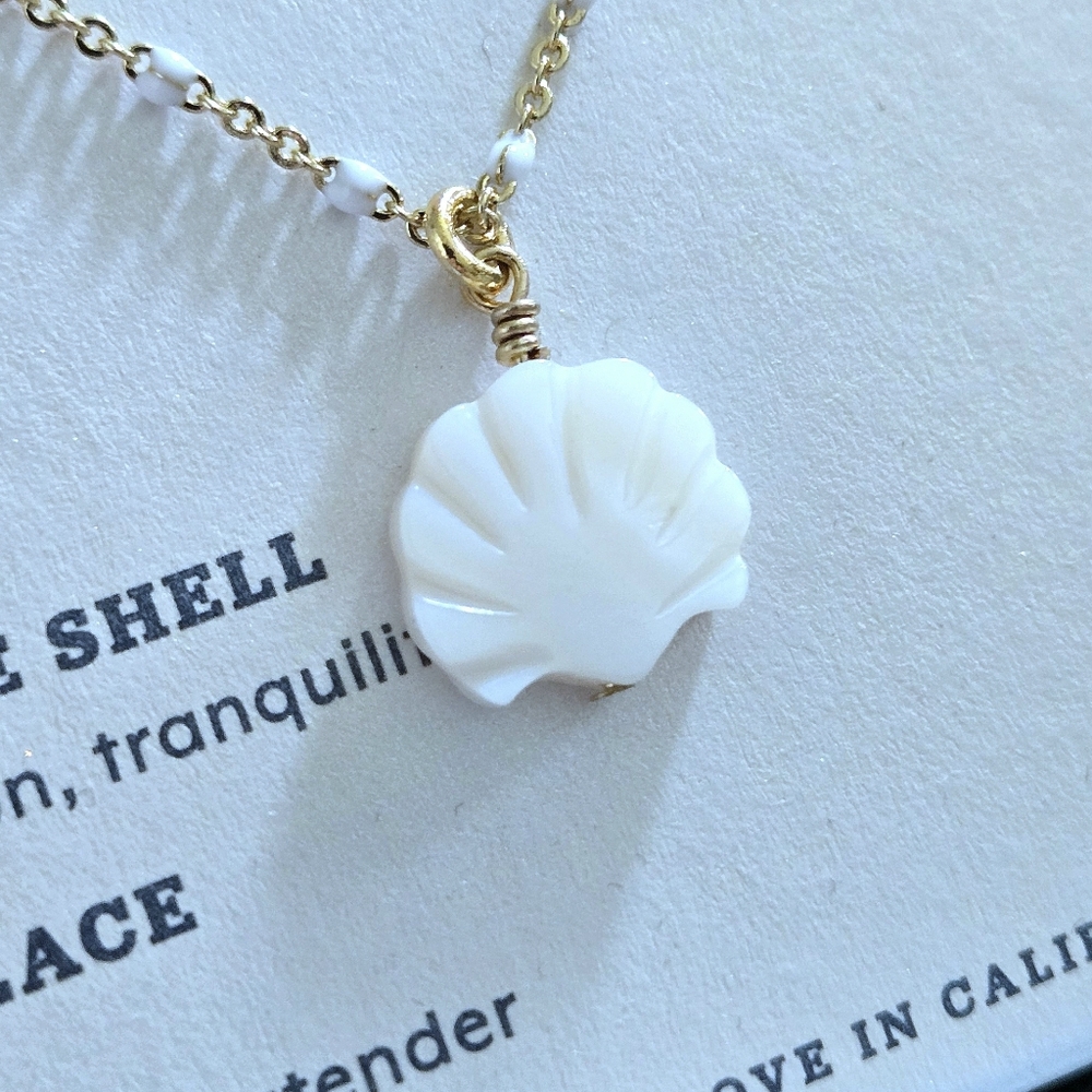 ✨️HP✨️ Luna🌙 Norte Mother of Pearl Clam Shell🐚 Pendant Necklace - NIB - Picture 14 of 16
